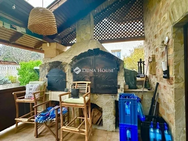 Eladó ház Budapest XVI. kerület 262 nm