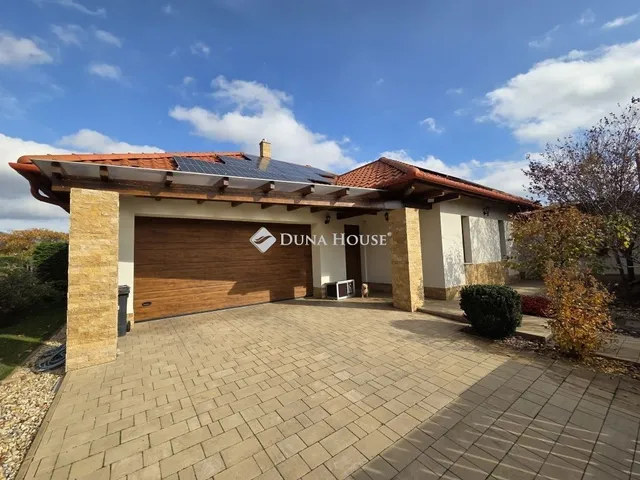 Eladó ház Kistarcsa 163 nm