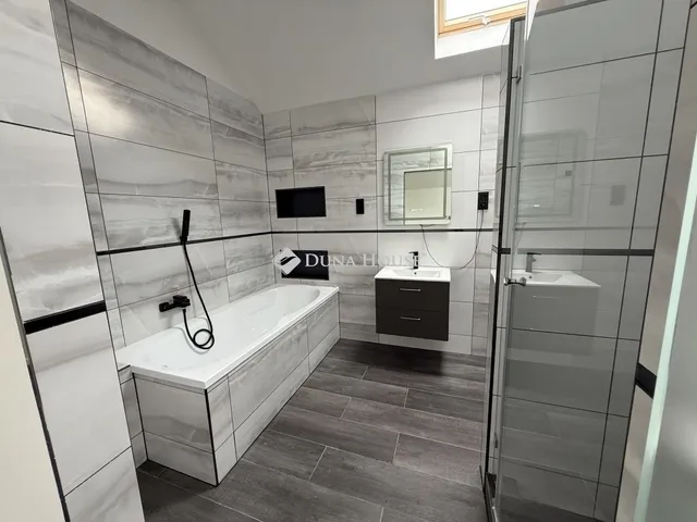 Eladó ház Budapest XV. kerület 125 nm