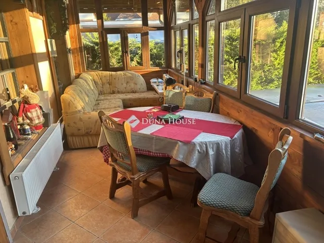 Eladó ház Leányfalu 138 nm