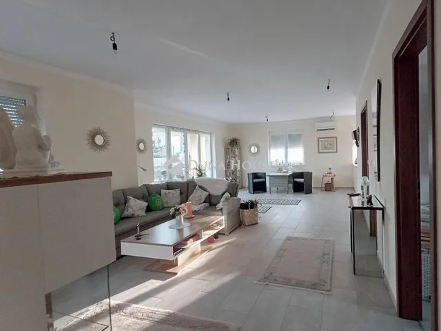 Eladó ház Dunabogdány 116 nm