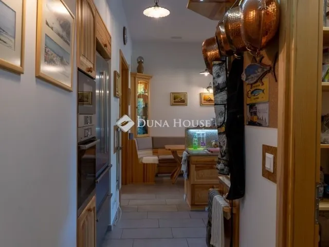 Eladó ház Visegrád 325 nm