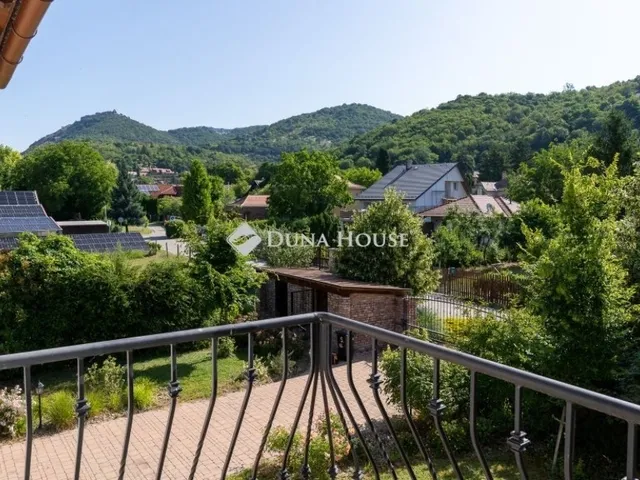 Eladó ház Visegrád 325 nm