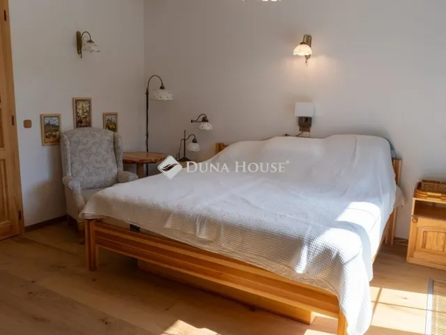 Eladó ház Visegrád 325 nm