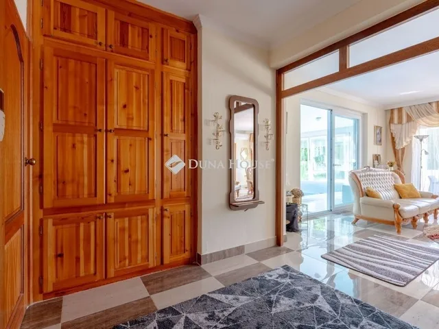 Eladó ház Siófok 330 nm