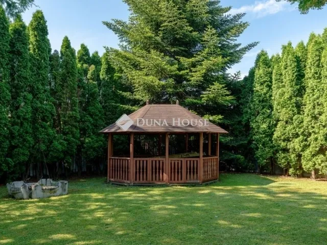 Eladó ház Siófok 330 nm