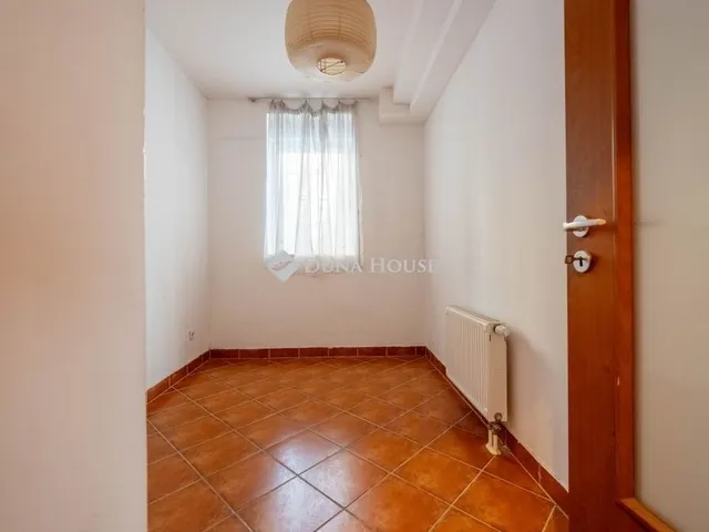 Eladó lakás Budapest XVI. kerület 69 nm