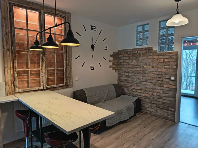 Eladó lakás Vác, Deákvár 66 nm