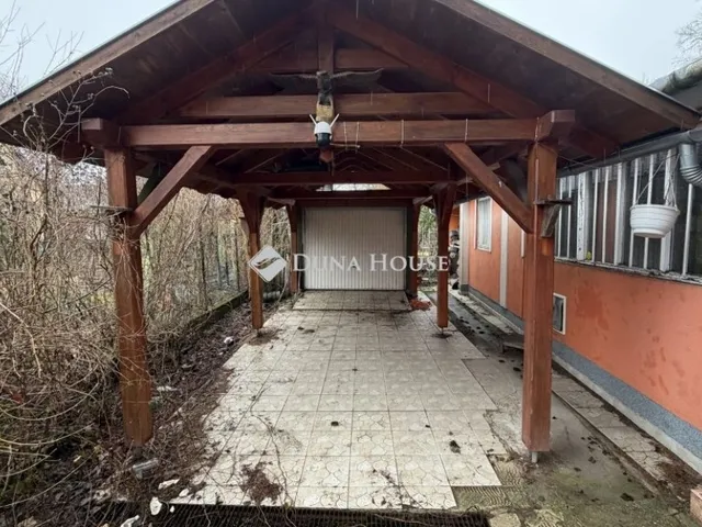 Eladó ház Szigetmonostor 75 nm