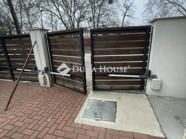 Eladó lakás Budapest IV. kerület 131 nm