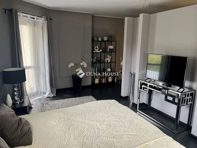 Eladó ház Budapest II. kerület 367 nm