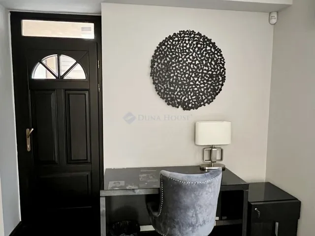 Eladó ház Budapest II. kerület 367 nm