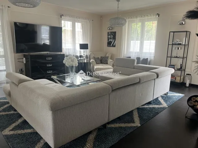 Eladó ház Budapest II. kerület 367 nm