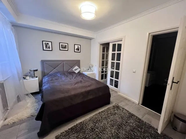 Eladó ház Budapest II. kerület 367 nm