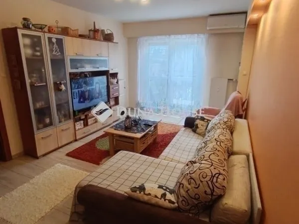 Eladó lakás Budapest III. kerület 74 nm