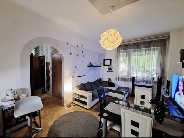 Eladó lakás Budapest XIV. kerület, Stefánia út 46 nm