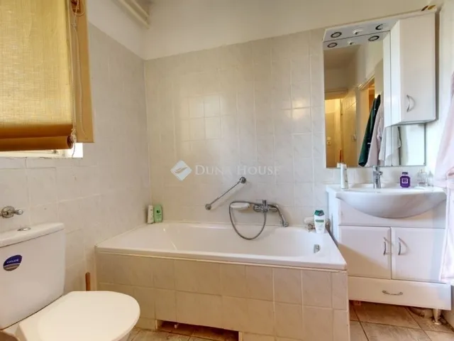 Eladó lakás Budapest II. kerület 150 nm