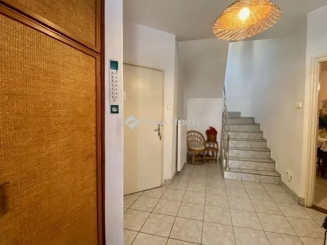 Eladó ház Budapest XVI. kerület 222 nm