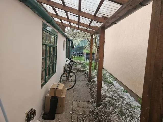 Eladó ház Budapest XV. kerület 30 nm