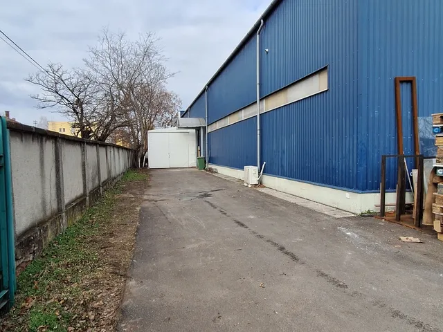 Eladó kereskedelmi és ipari ingatlan Budapest XVIII. kerület, Rendessytelep 758 nm