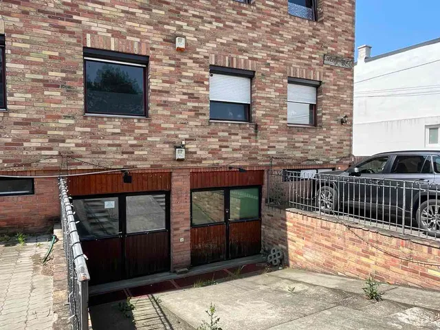 Eladó ház Budapest XVIII. kerület, Bókaytelep 390 nm