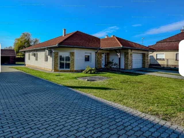 Eladó ház Délegyháza 197 nm