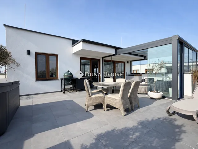 Eladó lakás Budapest XV. kerület 101 nm