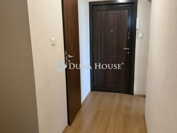 Eladó lakás Budapest XV. kerület 64 nm