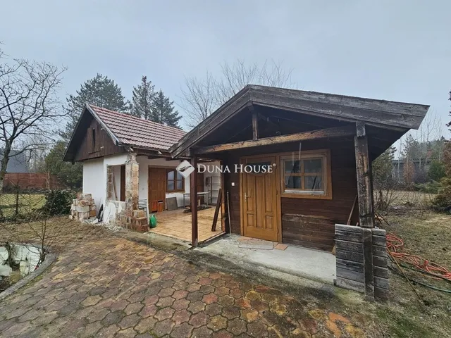 Eladó ház Szigetmonostor 25 nm