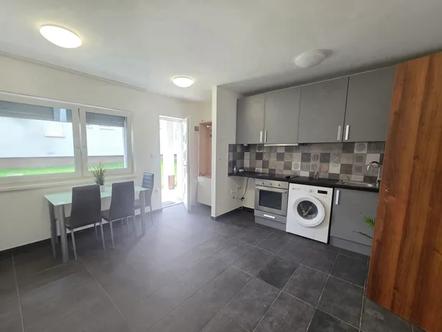 Eladó lakás Vác 35 nm