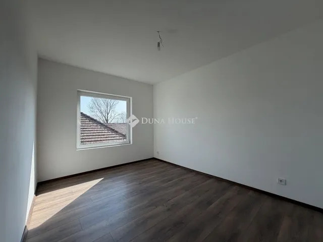 Eladó lakás Vecsés 76 nm