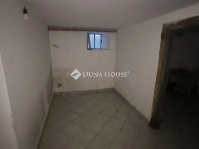 Eladó ház Leányfalu 237 nm
