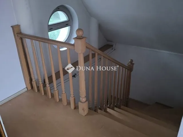 Eladó ház Leányfalu 237 nm