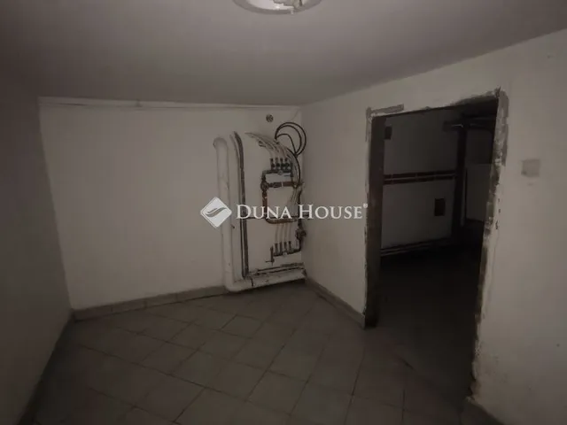 Eladó ház Leányfalu 237 nm