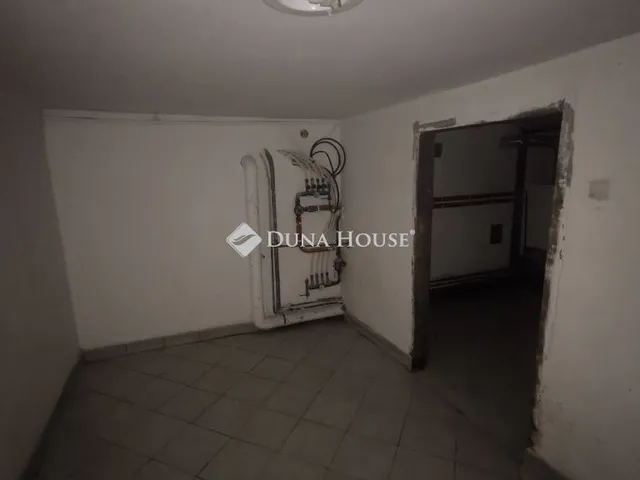 Eladó ház Leányfalu 237 nm