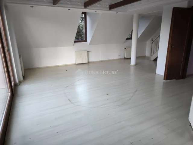 Eladó ház Leányfalu 237 nm