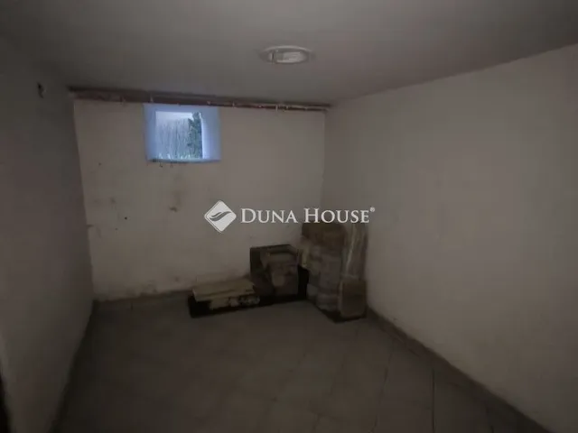 Eladó ház Leányfalu 237 nm