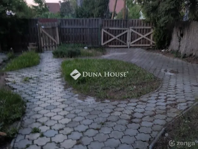 Eladó ház Leányfalu 237 nm