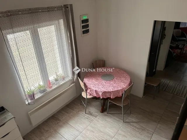 Eladó ház Budakalász 120 nm