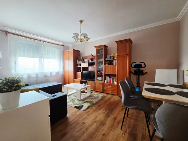 Eladó lakás Budapest XV. kerület 35 nm