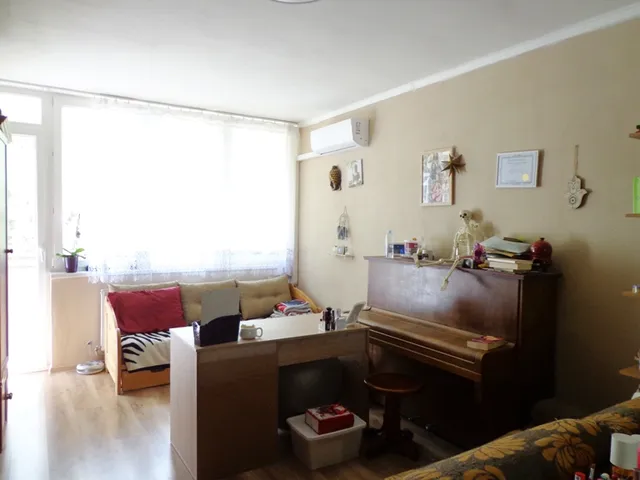 Eladó lakás Vác, Deákvár 56 nm