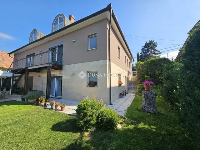 Kiadó ház Szentendre 328 nm