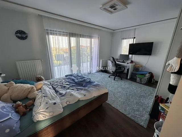 Eladó ház Szentendre 291 nm