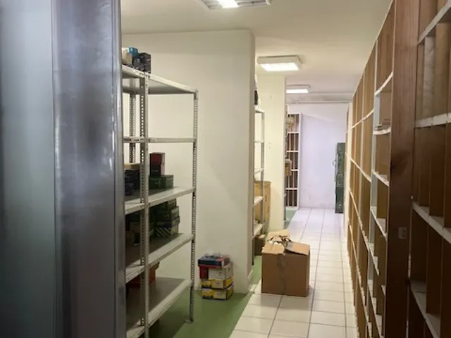 Eladó kereskedelmi és ipari ingatlan Budapest X. kerület, Újhegy 800 nm
