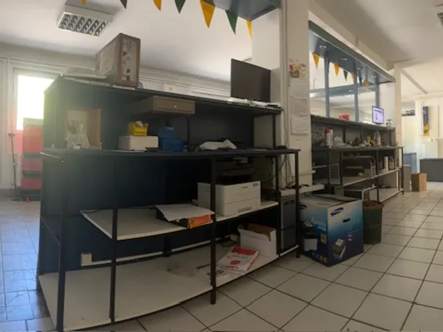 Eladó kereskedelmi és ipari ingatlan Budapest X. kerület, Újhegy 800 nm