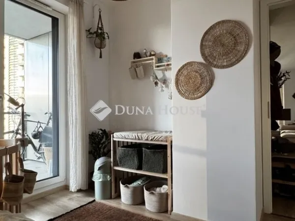 Eladó lakás Budapest III. kerület 56 nm