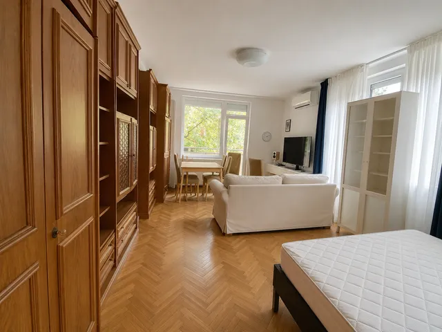 Eladó lakás Budapest XIV. kerület, Herminamező 58 nm