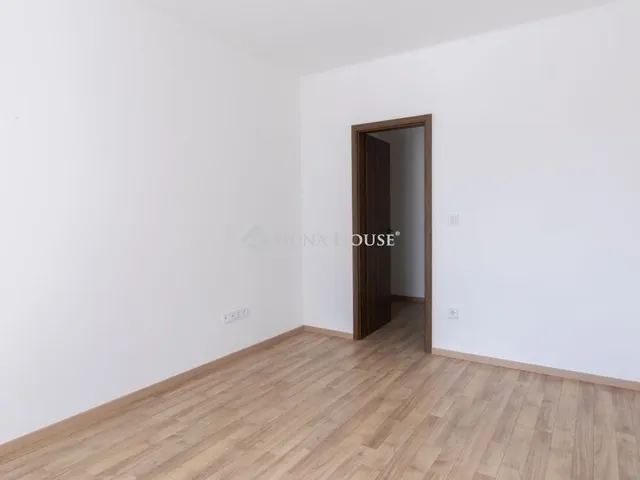 Eladó lakás Budapest XV. kerület 131 nm