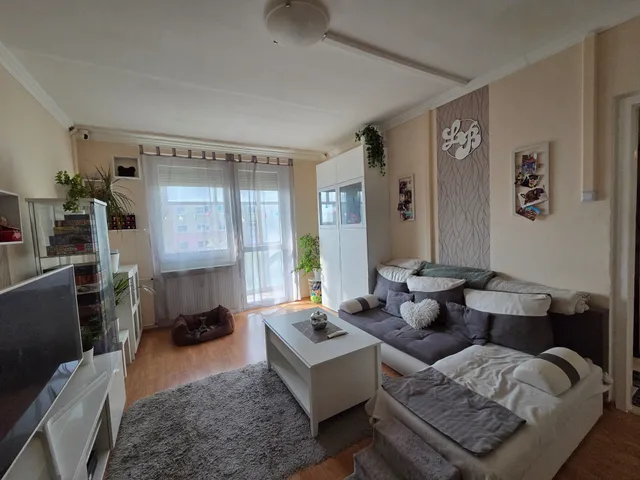 Eladó lakás Budapest XV. kerület, Újpalota 35 nm
