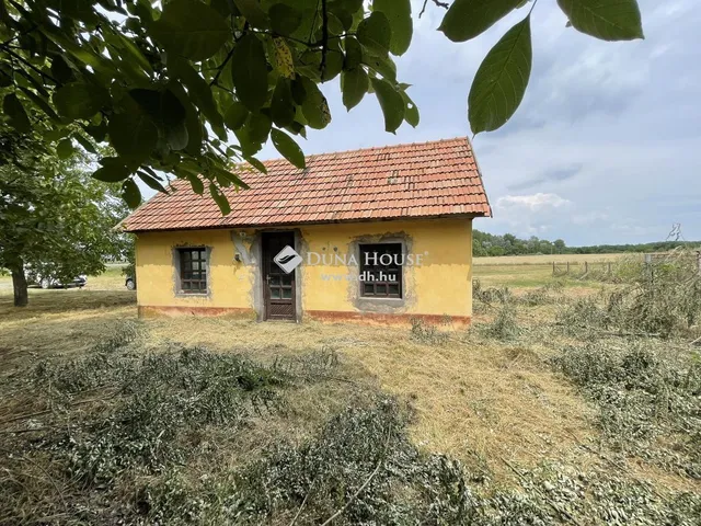 Eladó mezőgazdasági ingatlan Kecskemét 69 nm